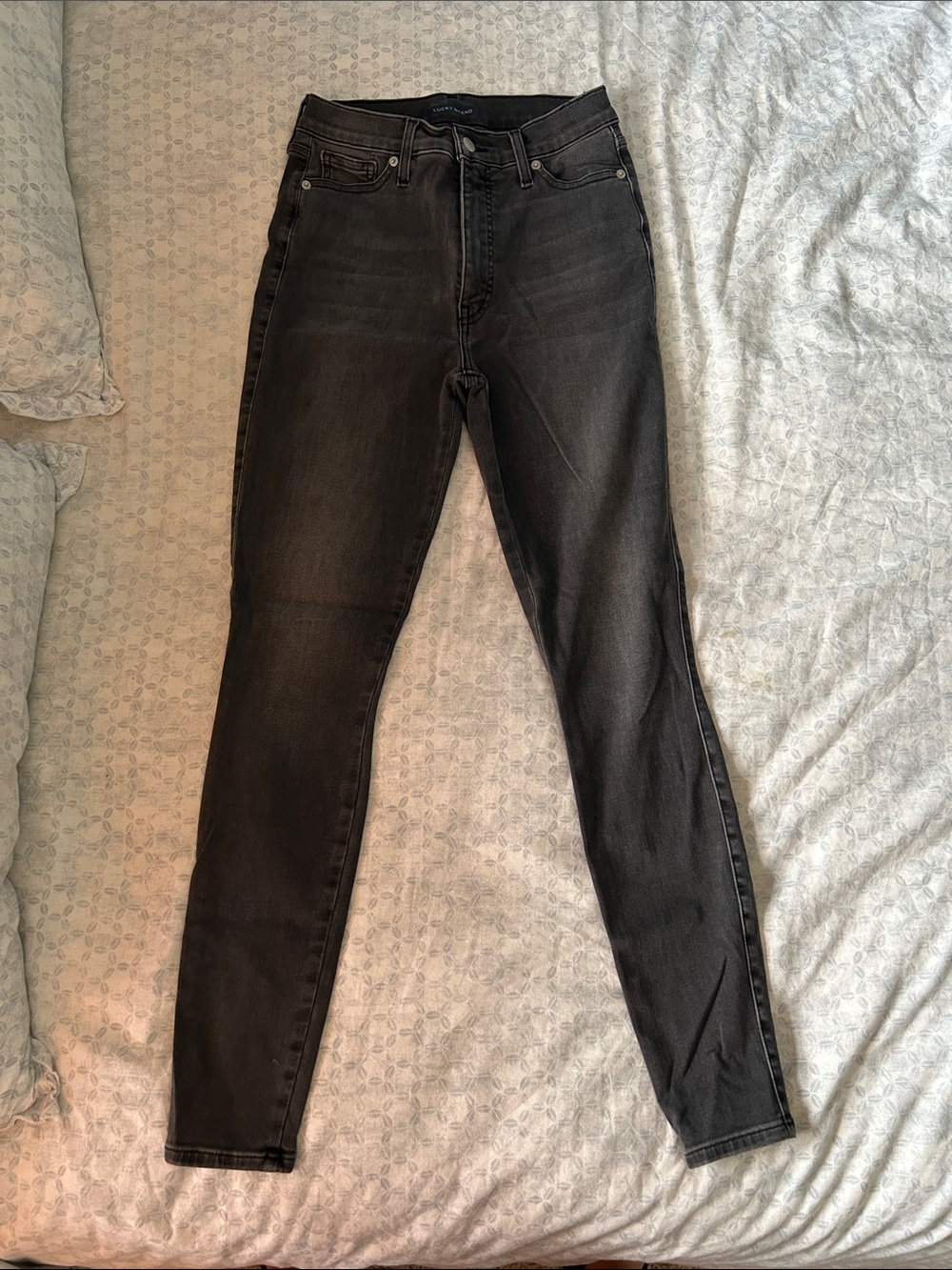 Lucky Brand Women's Skinny Jeans in Black Wash